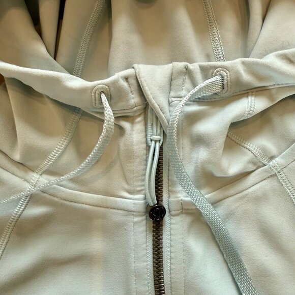 Lululemon Hooded Define Jacket in Light Blue - Picture 4 of 5